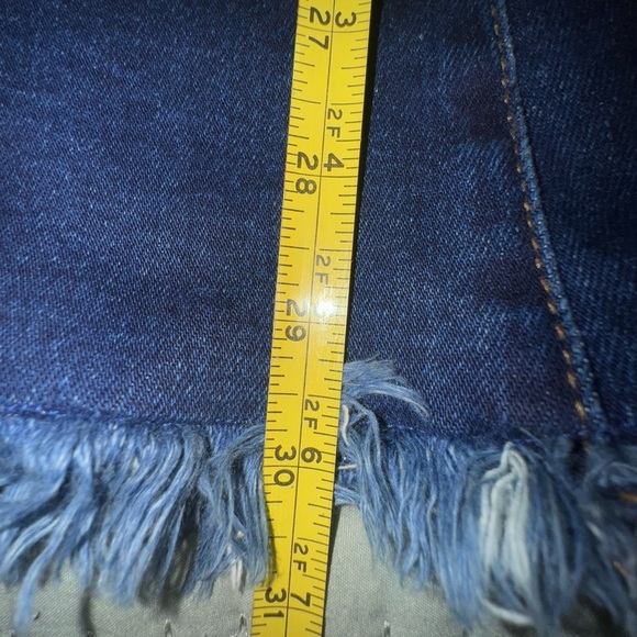 Risen Full Size High Rise Frayed Hem Flare Jeans. Size Jr 9. Dark blue. EUC - Picture 12 of 15